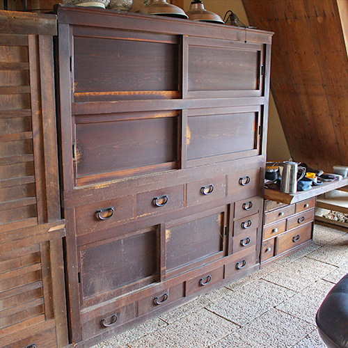 big-tansu-2